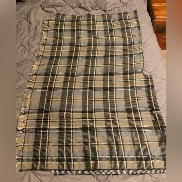 Blanket wrap poncho shawl extra large one size long wide layer fringe plaid EUC - Picture 12 of 15
